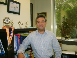 Dr. Ali Sekmen